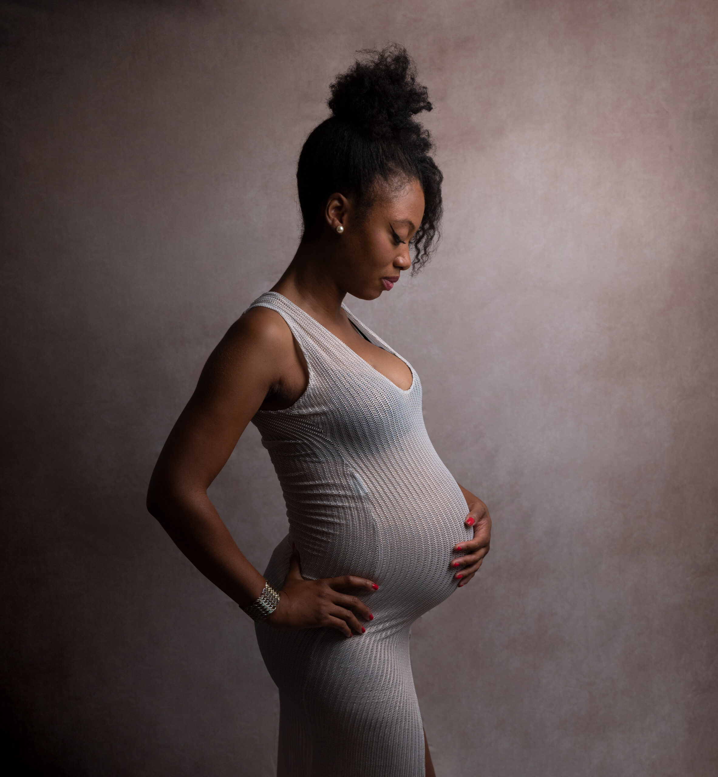 Femme enceinte robe en mailles hooting grossesse photographe grossesse Houilles photographe grossesse Carrières-sur-Seine photographe grossesse Sartrouville photographe grossesse Maisons-Laffitte photographe grossesse Montesson photographe grossesse Rueil-Malmaison photographe grossesse Nanterre photographe grossesse Colombes photographe grossesse La Garenne-Colombes photographe grossesse Yvelines photographe grossesse Hauts-de-Seine photographe grossesse Val d'Oise photographe grossesse Ile-de-France  photographe grossesse Paris