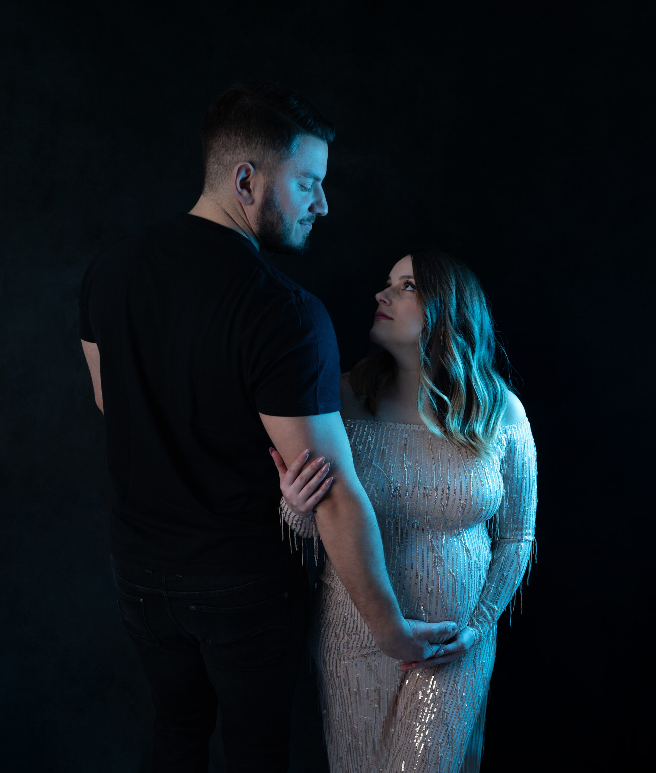 Dressing virtuel - première partie. Femme enceinte robe bleue shooting grossesse photographe grossesse Houilles photographe grossesse Carrières-sur-Seine photographe grossesse Sartrouville photographe grossesse Maisons-Laffitte photographe grossesse Montesson photographe grossesse Rueil-Malmaison photographe grossesse Nanterre photographe grossesse Colombes photographe grossesse La Garenne-Colombes photographe grossesse Yvelines photographe grossesse Hauts-de-Seine photographe grossesse Val d'Oise photographe grossesse Ile-de-France photographe grossesse Paris