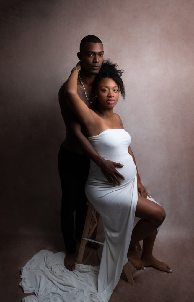 Couple de futurs parents photographe grossesse Houilles photographe Houilles photographe la Défense photographe Versailles photographe Ile-de-France photographe Cergy photographe Rueil-Malmaison photographe la Garenne-Colombes