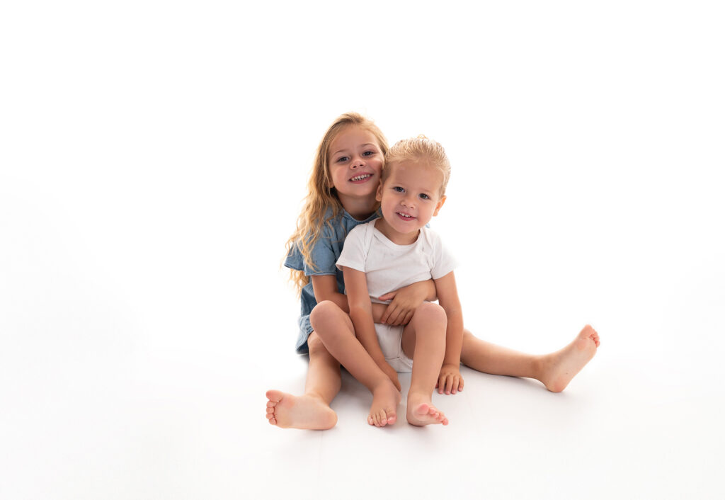 Frère et soeur photographe famille Houilles shooting famille Houilles photographe famille Yvelines shooting famille Yvelines